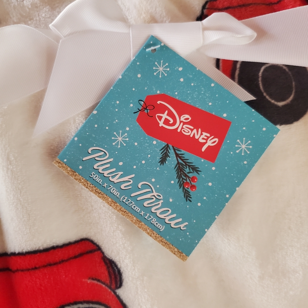 Mickey Farmhouse Truck Christmas Blanket-NWT - Picture 3 of 3